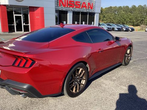 Used 2024 Ford Mustang Premium image 20