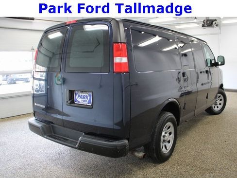 Used 2014 Chevrolet Express 1500 image 6