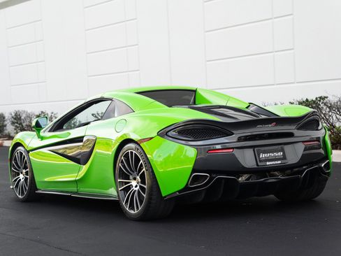 Used 2018 McLaren 570S image 28