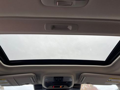 Certified 2024 Subaru Crosstrek 2.5i Limited w/ Crosstrek Mirror Package image 16