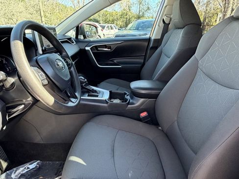 Used 2023 Toyota RAV4 XLE image 19