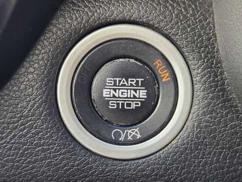 Used 2021 RAM 2500 Big Horn image 17