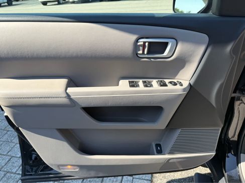 Used 2015 Honda Pilot EX-L image 13