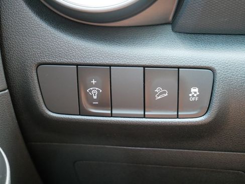 Certified 2023 Hyundai Kona SEL AWD/4WD image 25