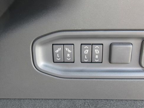 New 2026 Cadillac Vistiq Premium Luxury image 34