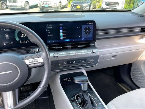 Used 2024 Hyundai Kona SEL AWD/4WD image 17