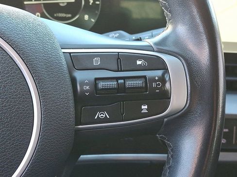 Used 2023 Kia Sportage SX FWD image 23