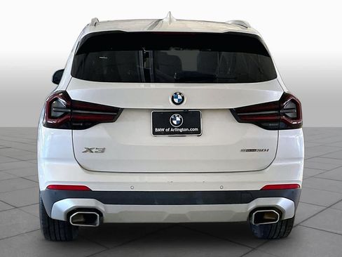 Used 2024 BMW X3 sDrive30i RWD image 4