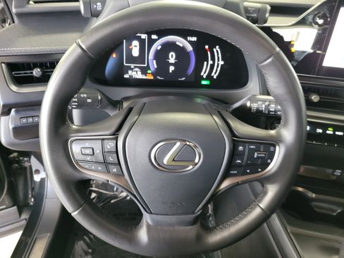 Certified 2025 Lexus UX 300h FWD w/ Accessory Package (Z2) image 21
