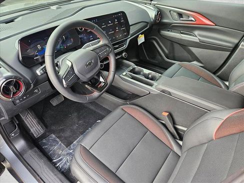 New 2026 Chevrolet Equinox EV RS image 3