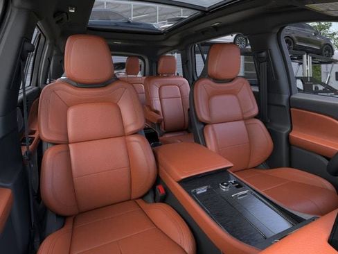 New 2026 Lincoln Aviator Reserve w/ Luxury Package image 32