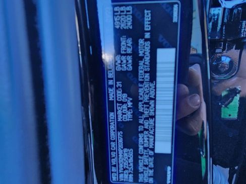 Used 2023 Volvo XC40 B4 Ultimate image 24