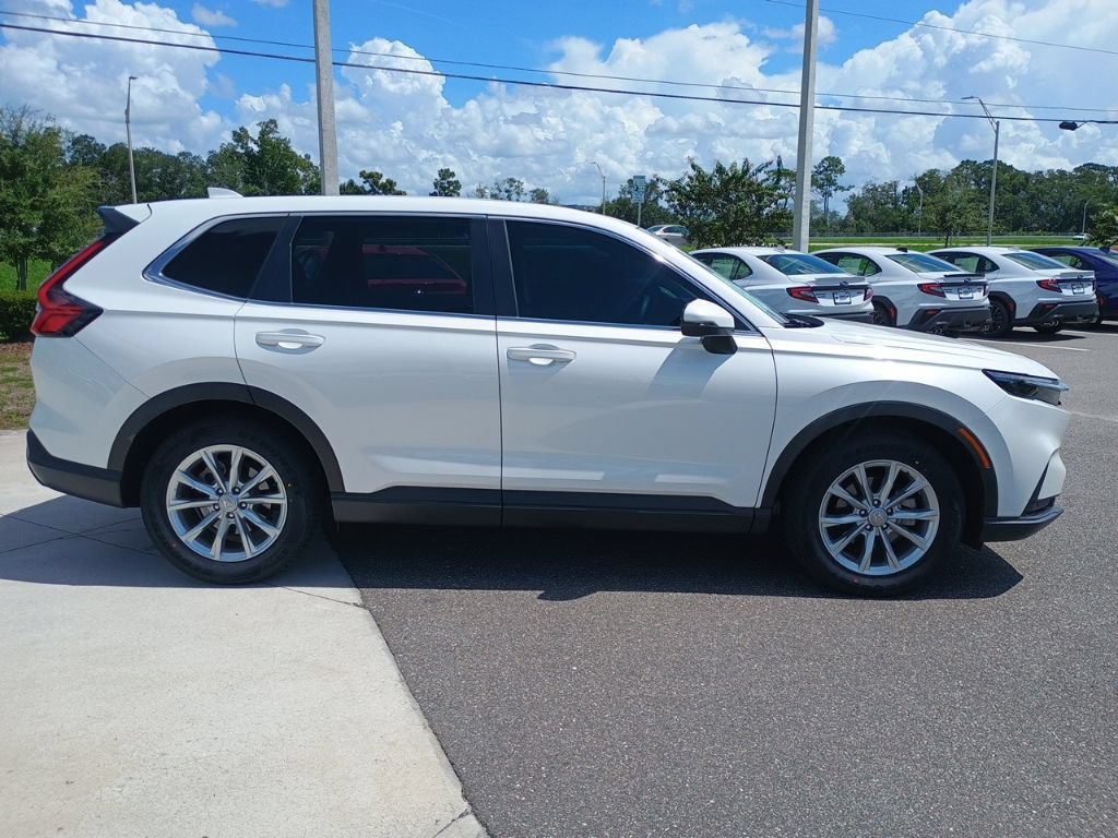 Used 2025 Honda CR-V EX-L image 4
