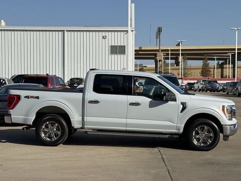 Used 2021 Ford F150 XLT w/ Equipment Group 302A High AWD/4WD image 3