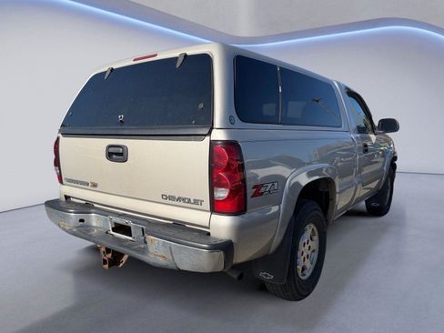 Used 2004 Chevrolet Silverado 1500 4x4 Regular Cab w/ Light Duty Power Package image 4
