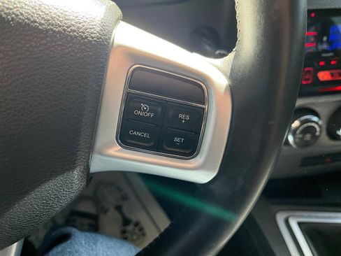 Used 2012 Dodge Challenger R/T RWD image 18