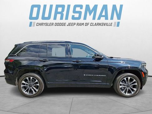 Certified 2023 Jeep Grand Cherokee Overland w/ Luxury Tech Group IV AWD/4WD image 7