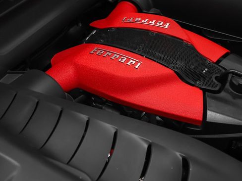 Certified 2020 Ferrari F8 Tributo RWD image 37