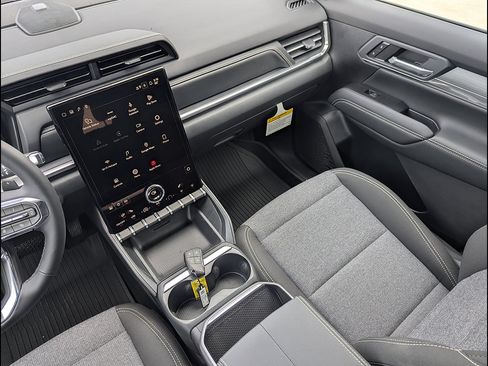 New 2027 GMC Terrain Elevation w/ Black Edition AWD/4WD image 18