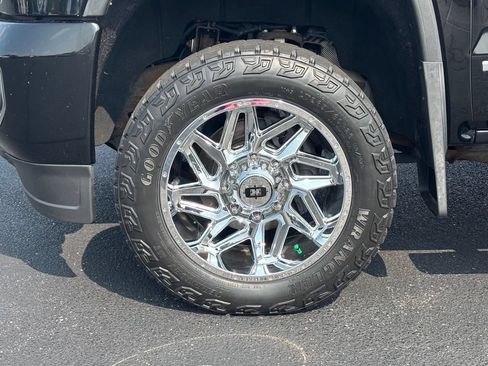 Used 2015 GMC Sierra 2500 Denali AWD/4WD image 11