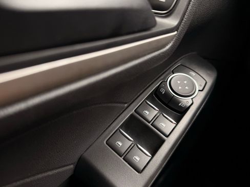 Used 2022 Ford Escape SE w/ Cold Weather Package image 28