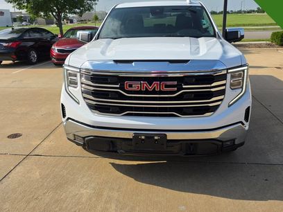 Used 2025 GMC Sierra 1500 SLT