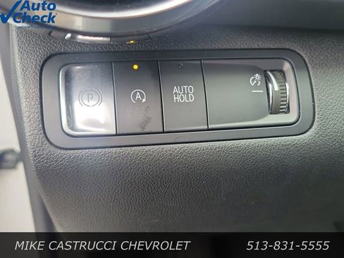 Used 2025 Chevrolet Equinox LT w/ Convenience Package II FWD image 20