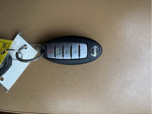 Used 2023 Nissan Sentra SV w/ SV Premium Package image 19