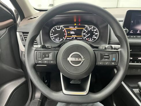 Used 2023 Nissan Rogue SV AWD/4WD image 21