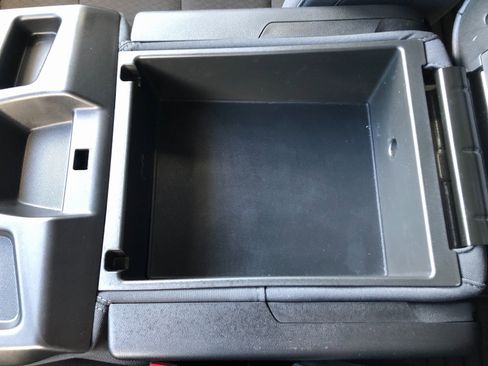 Certified 2024 Chevrolet Silverado 1500 LT image 20