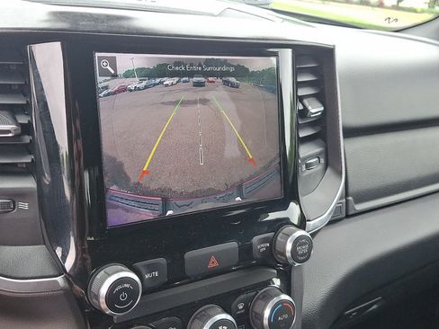 Used 2019 RAM 1500 Big Horn AWD/4WD image 16