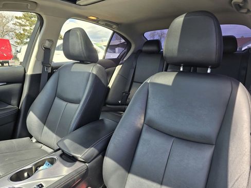 Used 2015 INFINITI Q50 w/ Moonroof Package RWD image 22