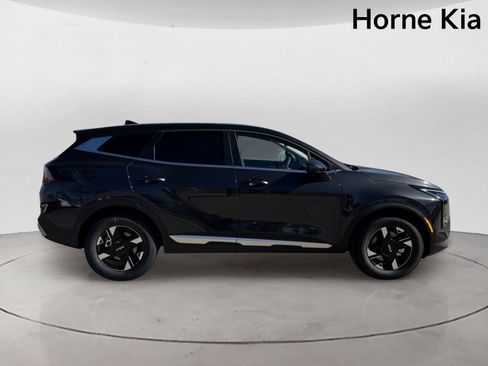 New 2026 Kia Sportage LX FWD image 3