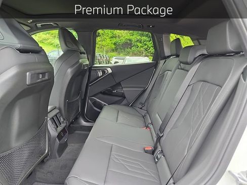 New 2026 BMW X3 xDrive30i w/ Premium Package AWD/4WD image 6