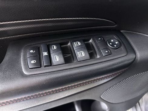 Used 2025 Dodge Durango GT AWD/4WD image 24
