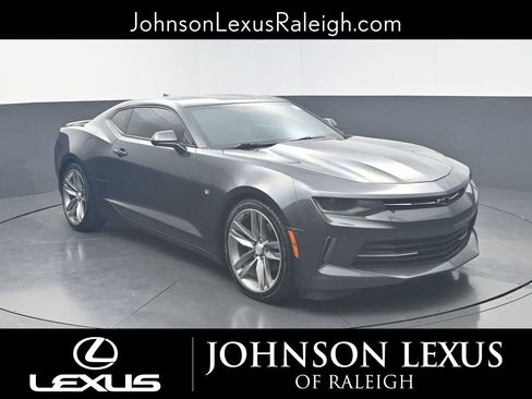 Used 2018 Chevrolet Camaro LT image 3