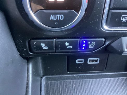 Used 2024 Chevrolet Tahoe High Country w/ Advanced Technology Package AWD/4WD image 30