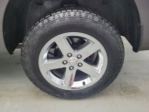 Used 2017 RAM 1500 Express w/ Express Value Package AWD/4WD image 31