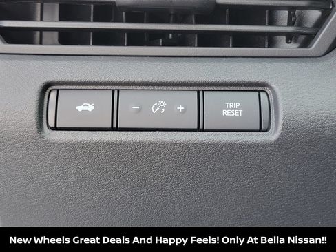New 2026 Nissan Altima 2.5 SR w/ SR Premium Package FWD image 15