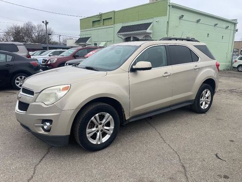 Used 2011 Chevrolet Equinox LT image 1