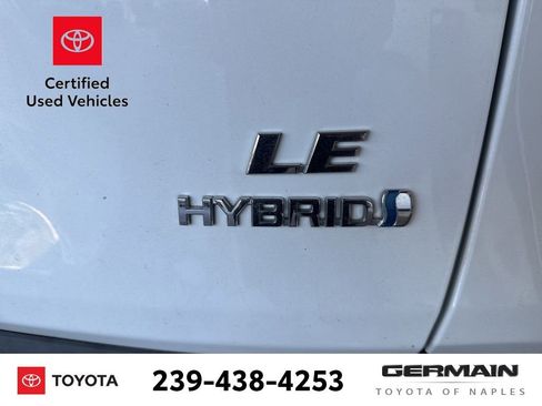 Used 2019 Toyota RAV4 LE w/ Carpet Mat Package image 9
