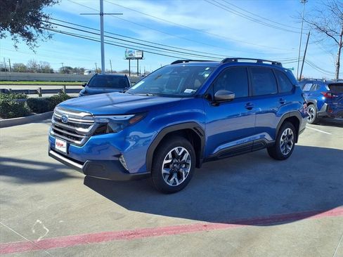 New 2026 Subaru Forester Premium image 3