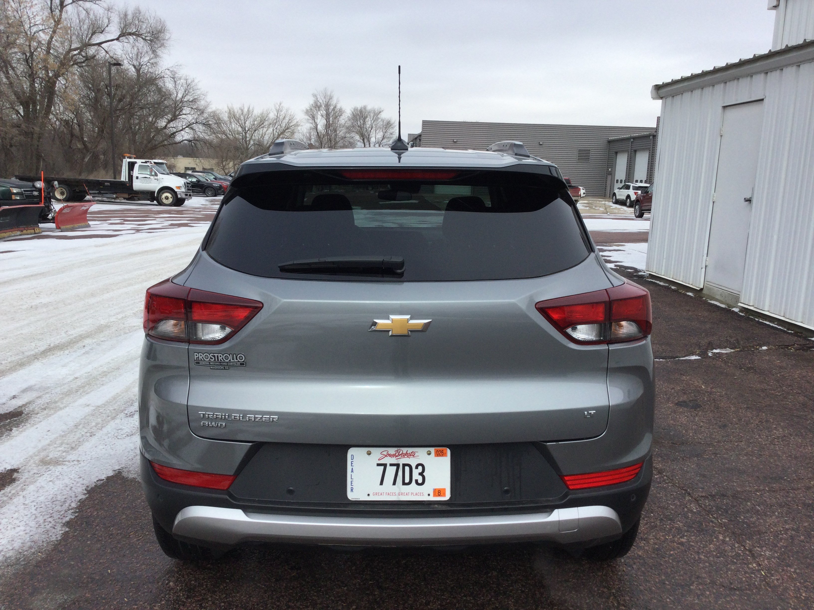 Used 2025 Chevrolet TrailBlazer LT w/ Driver Confidence Package AWD/4WD image 4