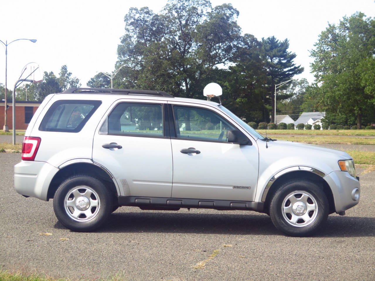 Used 2008 Ford Escape XLS FWD image 5