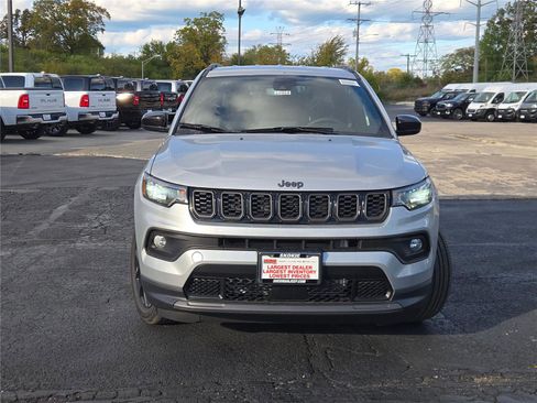 New 2026 Jeep Compass Latitude image 4