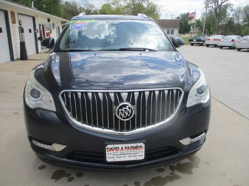 Used 2017 Buick Enclave Convenience FWD image 3