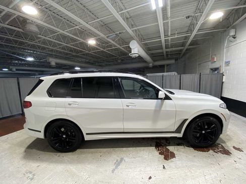 Used 2021 BMW X7 xDrive40i w/ M Sport Package image 27