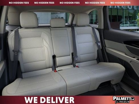 New 2026 Lincoln Nautilus Premier image 11