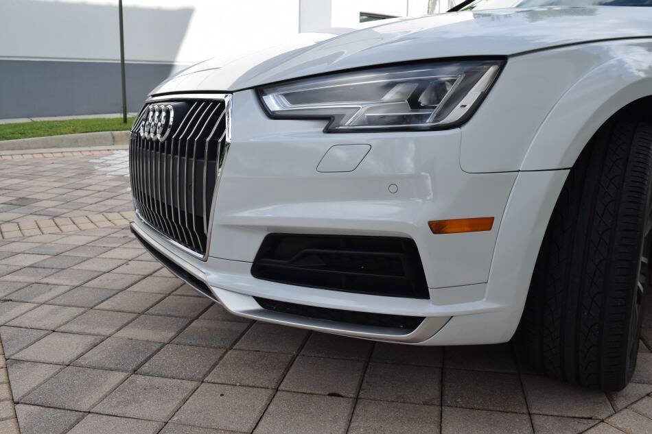 Used 2017 Audi A4 2.0T allroad Premium Plus w/ Technology Package AWD/4WD image 14