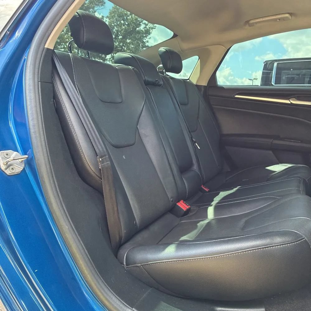 Used 2017 Ford Fusion Titanium FWD image 11
